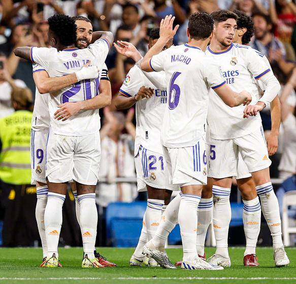 那不勒斯血洗莱比锡红牛,罗德里戈完成帽子戏法的简单介绍 那不勒斯血洗莱比锡红牛,罗德里戈完成帽子戏法的简单介绍