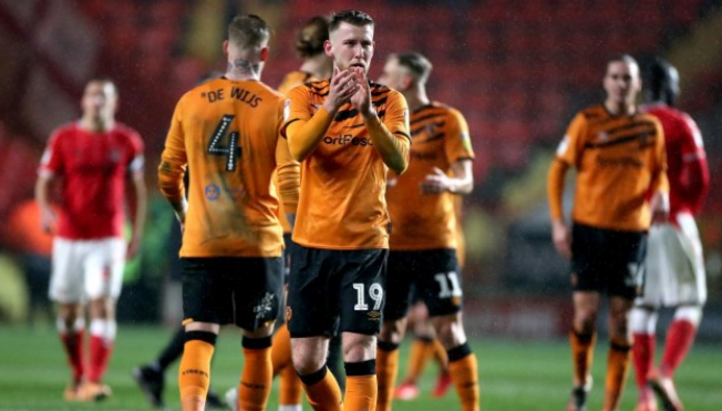 斯旺西客场战胜哈德斯菲尔德，稳固积分榜位置的简单介绍