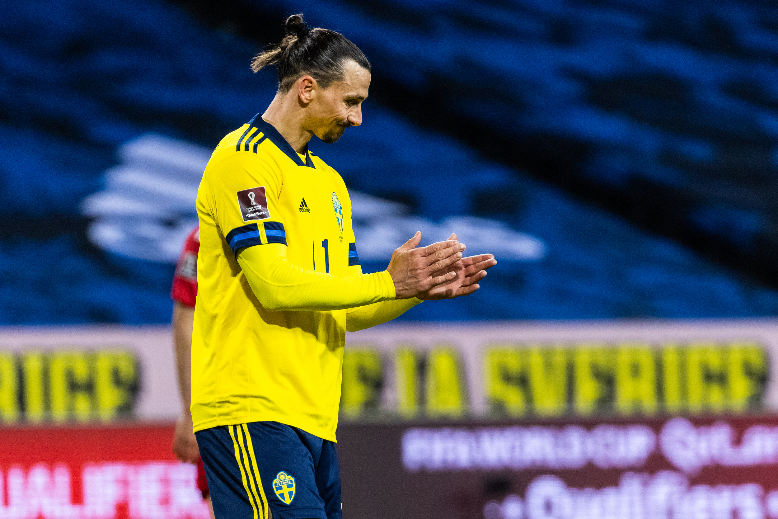 瑞典队逆转英格兰队，奥恰洛夫高光表现的简单介绍