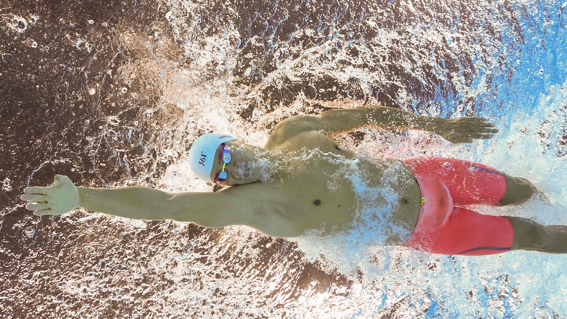 世界排名争夺战焦点战，曼城铁壁封锁德国战车，战术革命定义新时代足球霸权