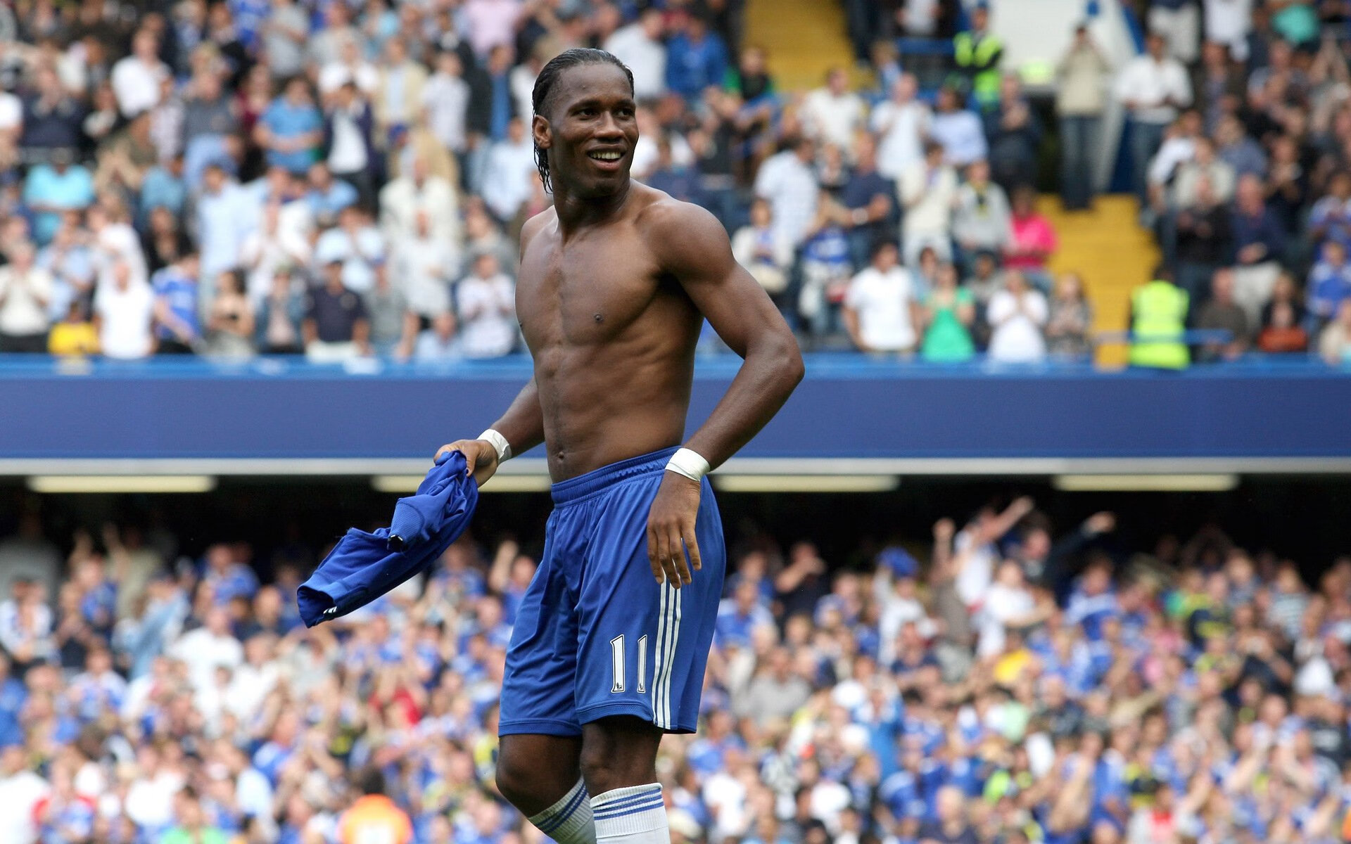 世界排名争夺战焦点战，曼城铁壁封锁德国战车，战术革命定义新时代足球霸权