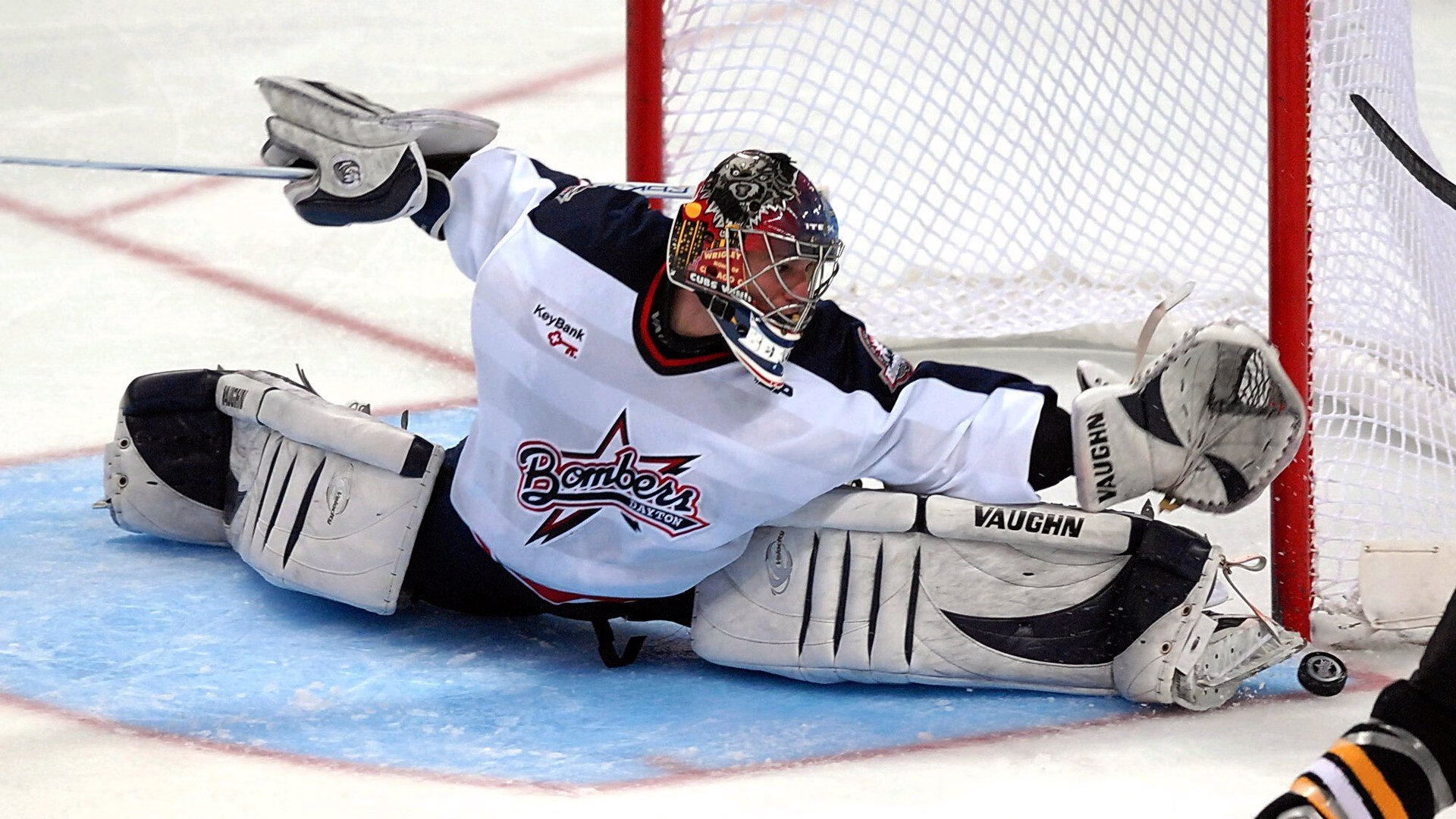 绝境之翼，霍勒迪压力下的涅槃，老鹰展翅淘汰尼克斯